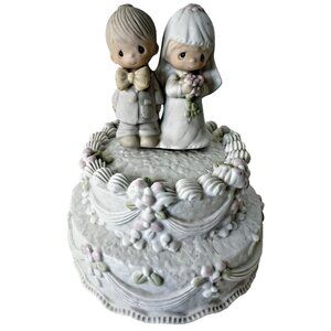 Vintage 1981 Precious Moments Enesco Bride & Groom Music Box Cake Topper
